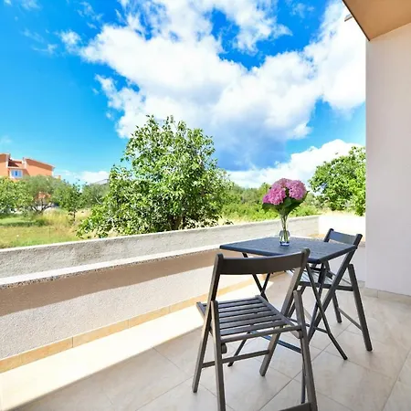 Apartmani J&M Sukošan Exterior foto