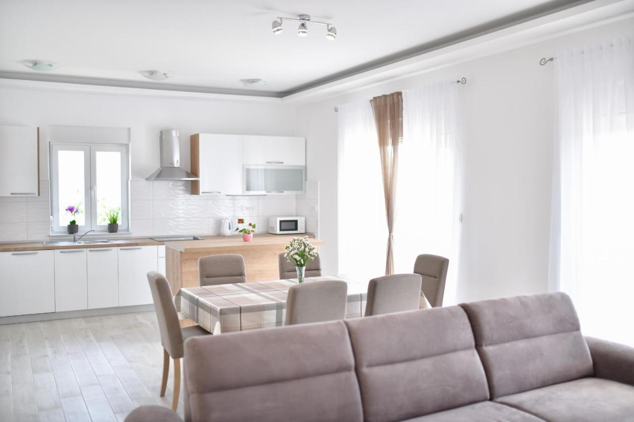 Apartment J&m