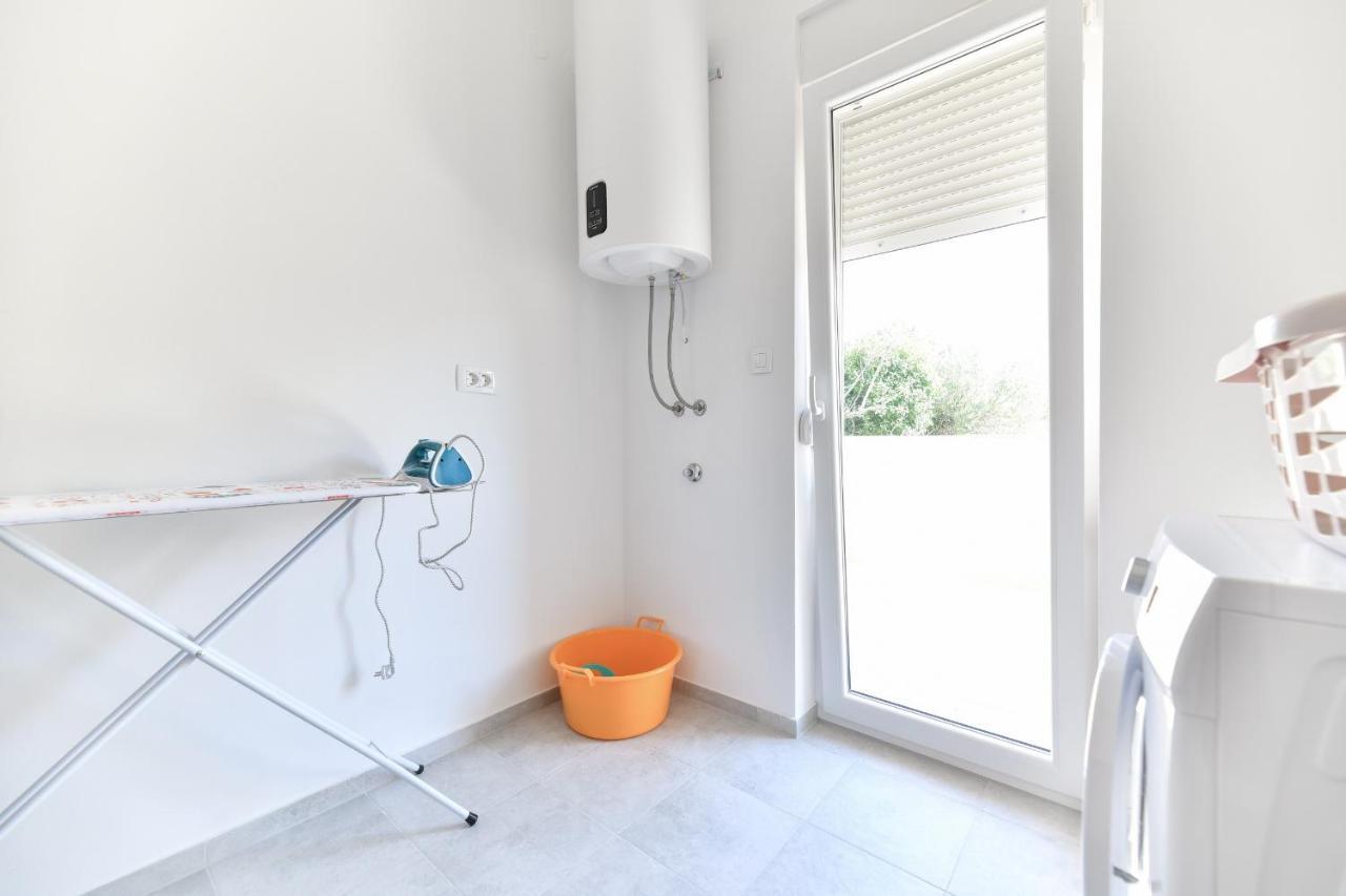 J&m Apartamento Sukošan